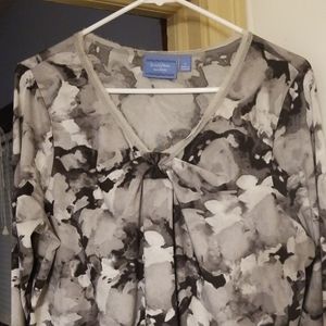 Simply Vera Lang blouse
